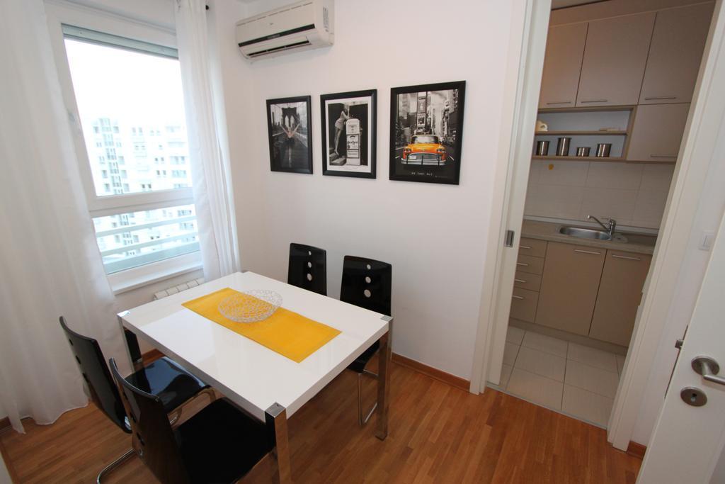 New Belgrade Apartment Neven, Parking 5 Evra Dan Exterior foto