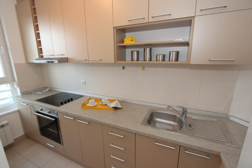 New Belgrade Apartment Neven, Parking 5 Evra Dan Exterior foto